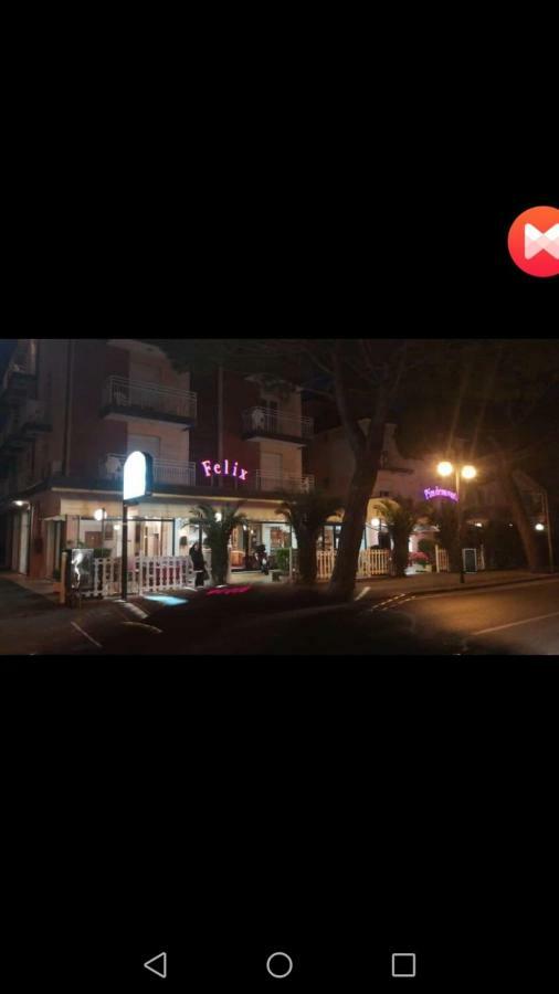 Hotel Felix Pindemonte Lido di Jesolo Exterior photo